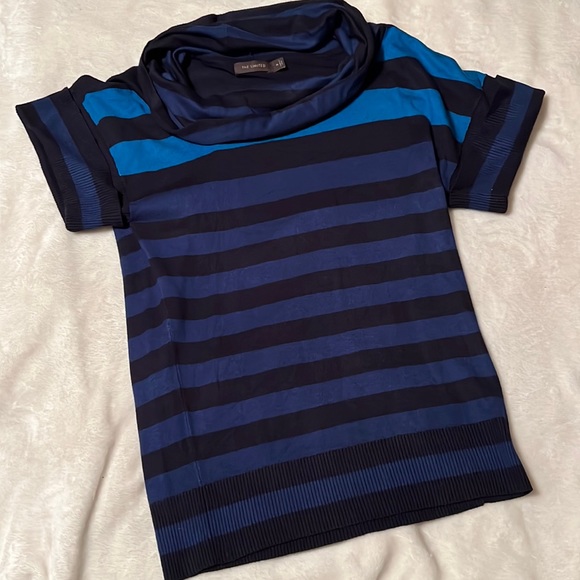 The Limited Women’s Medium‎ Blue and Black Striped Cowl Neck Sweater - Picture 1 of 3